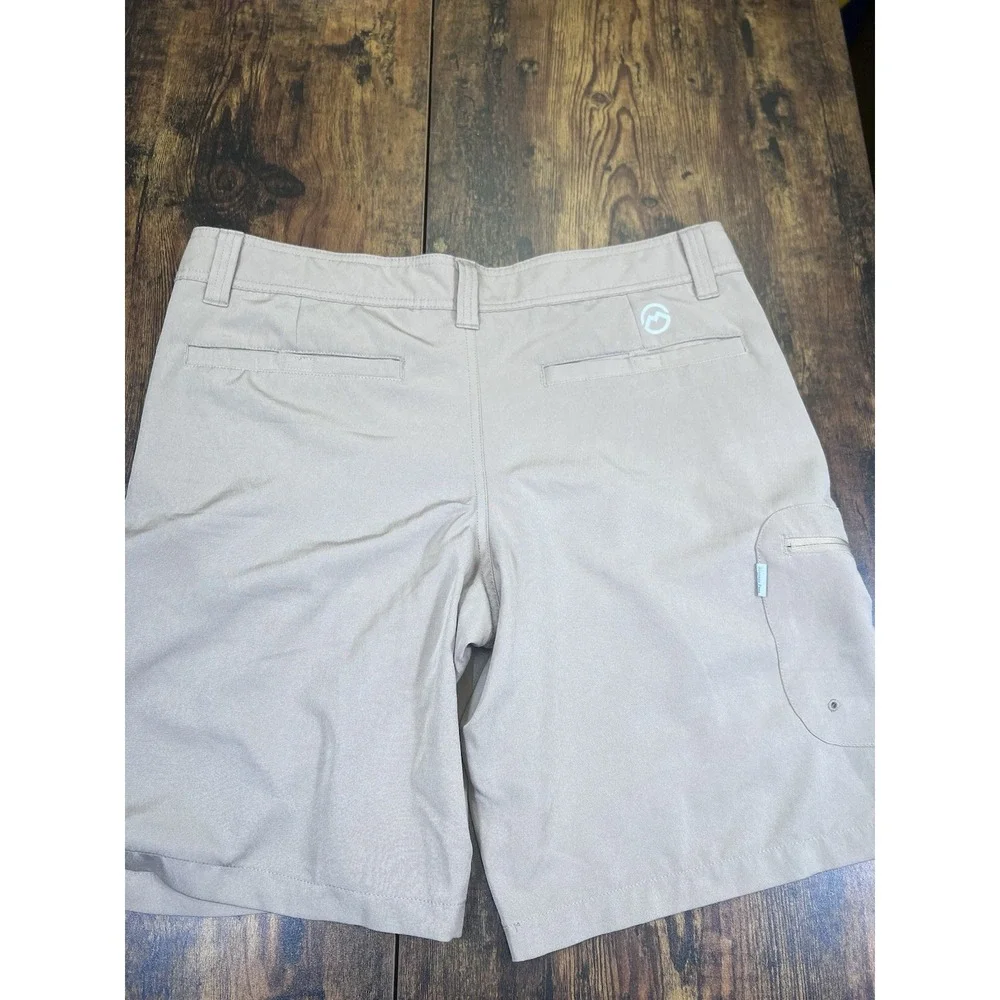 Magellan Shorts Mens 34 Khaki Water Repellent Fishing Active Outdoors Fish Gear